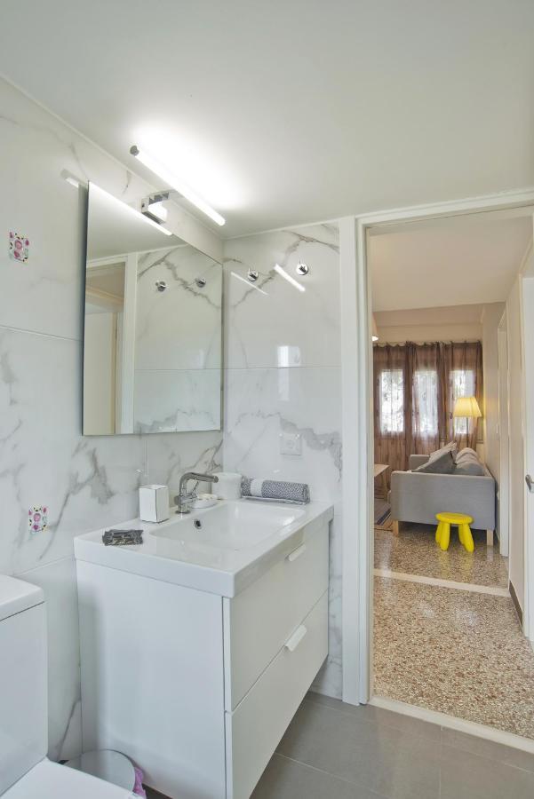 Athina Apartment Атина Екстериор снимка